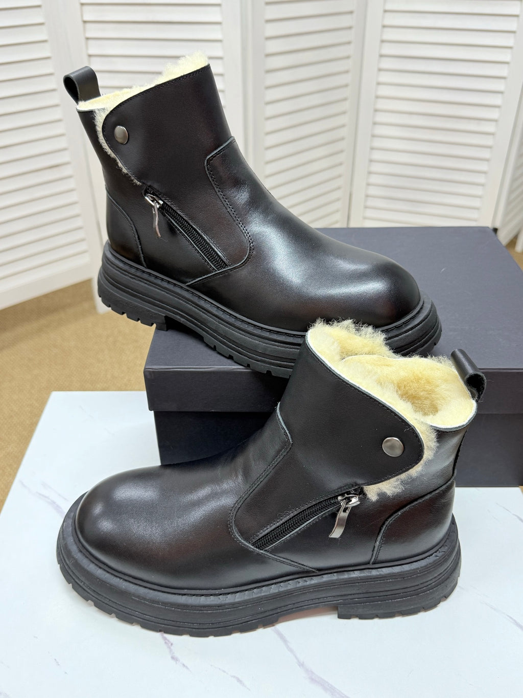 UGG Black Folded-Cuff Leather Boots - product view 9