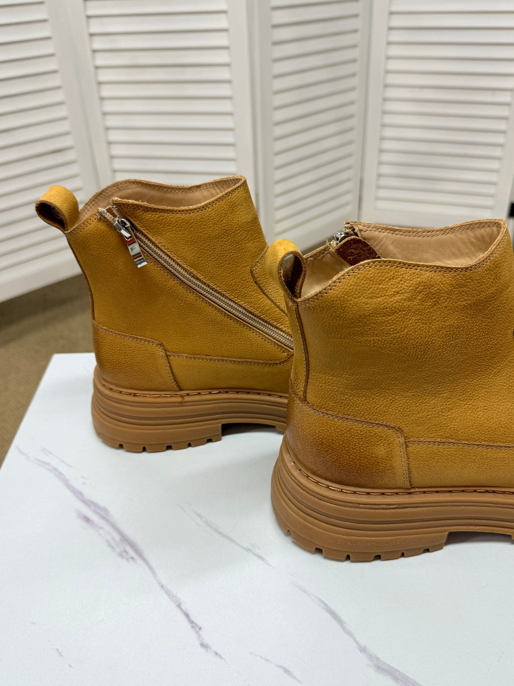 UGG Chestnut Leather Chelsea Boots - product view 4