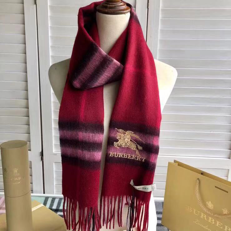 Burberry Style Classic Plaid Fringe Scarf product detail 2