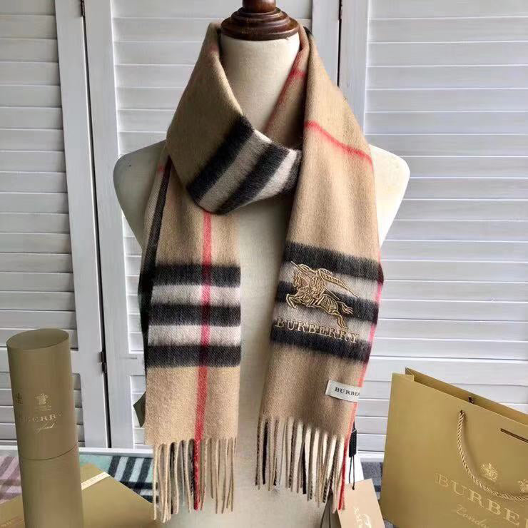Burberry Style Classic Plaid Fringe Scarf product detail 5
