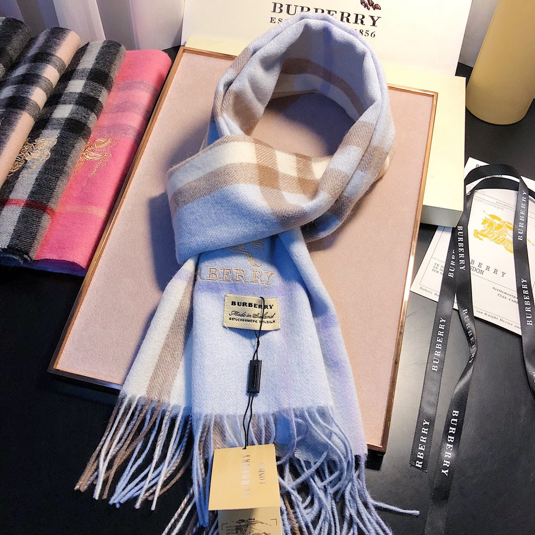 Burberry Style Classic Plaid Fringe Scarf product detail 7