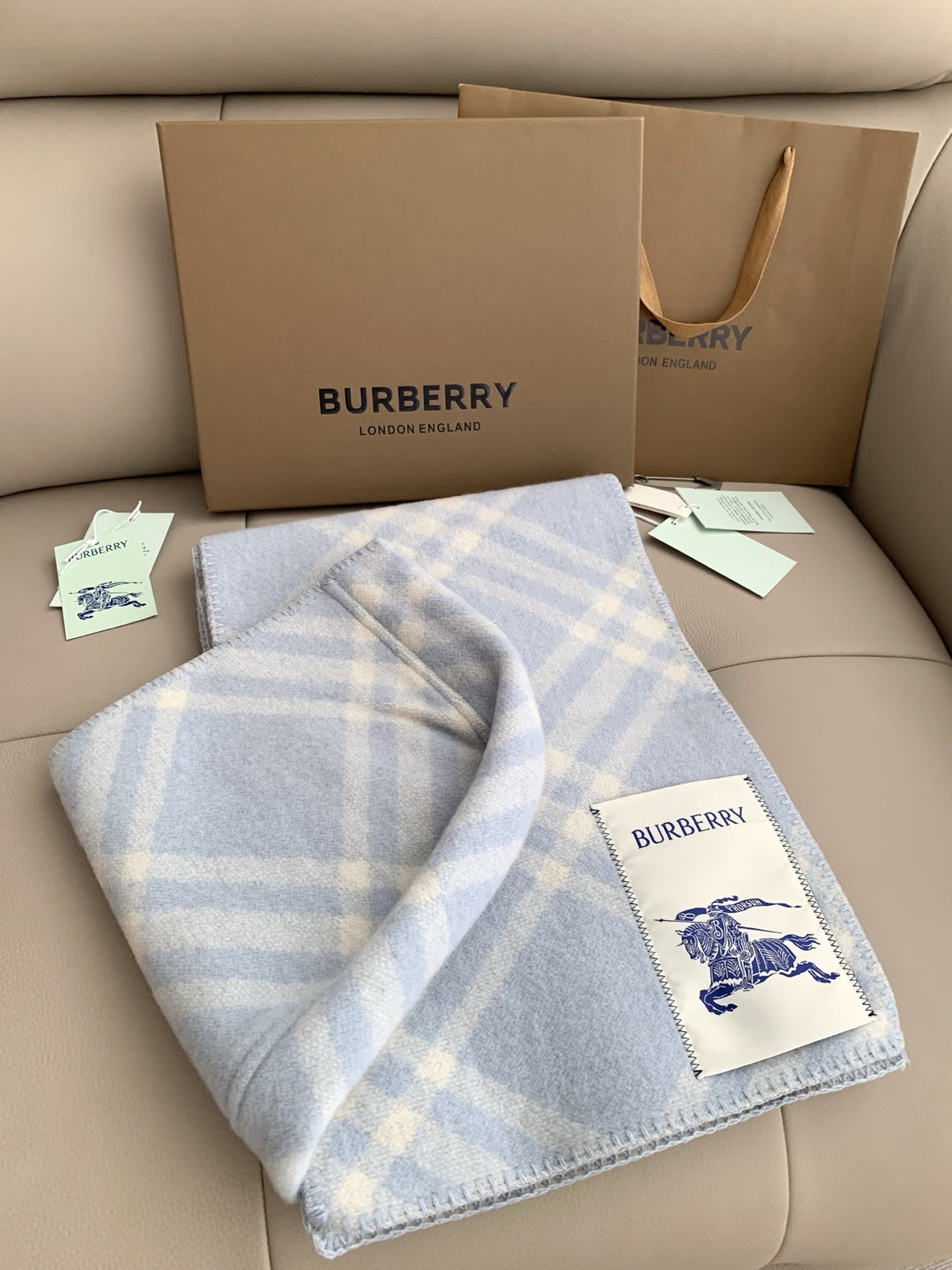 Burberry Style Classic Plaid Fringe Scarf product detail 11