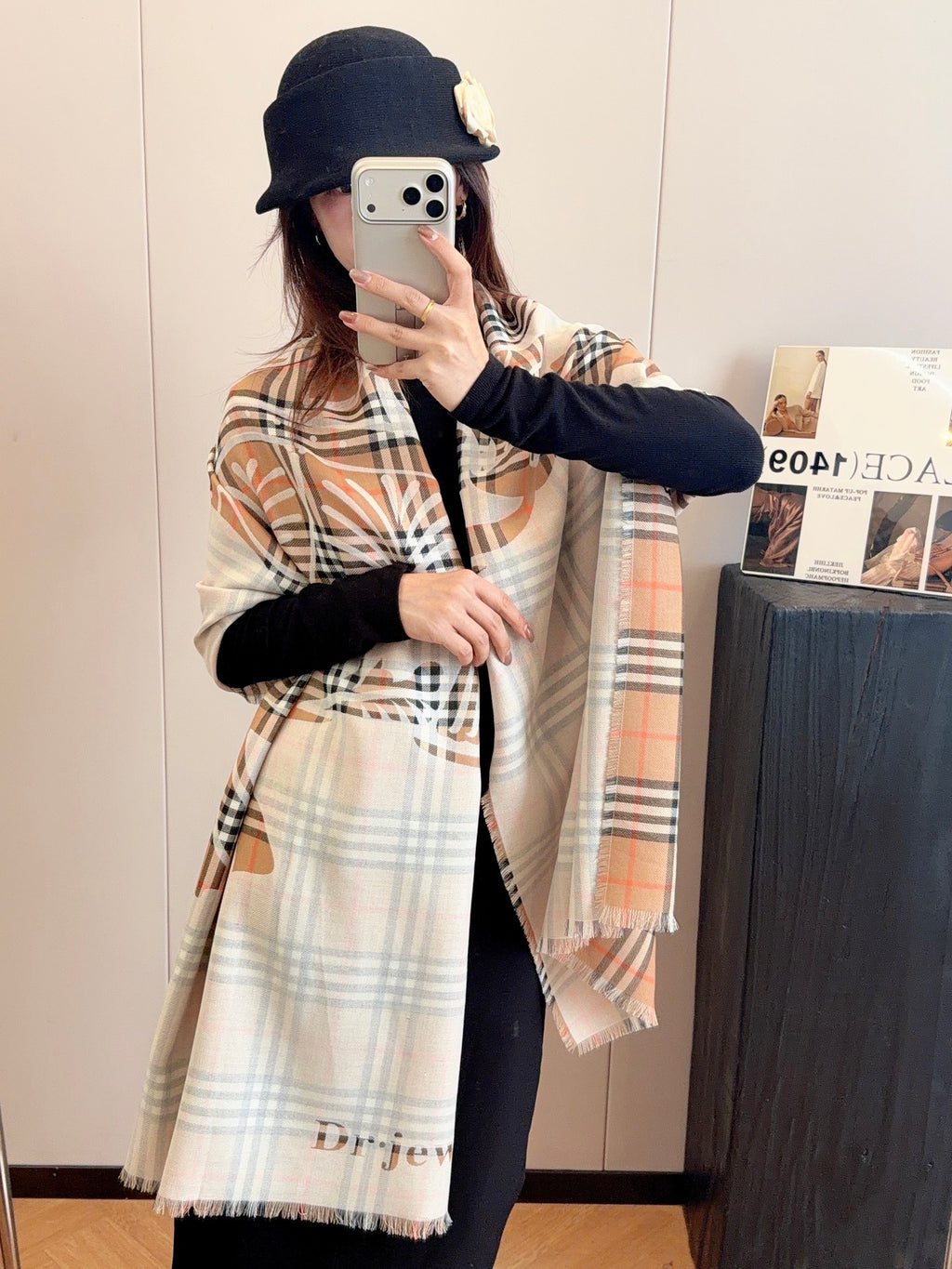 Burberry Style Classic Plaid Fringe Scarf product detail 9