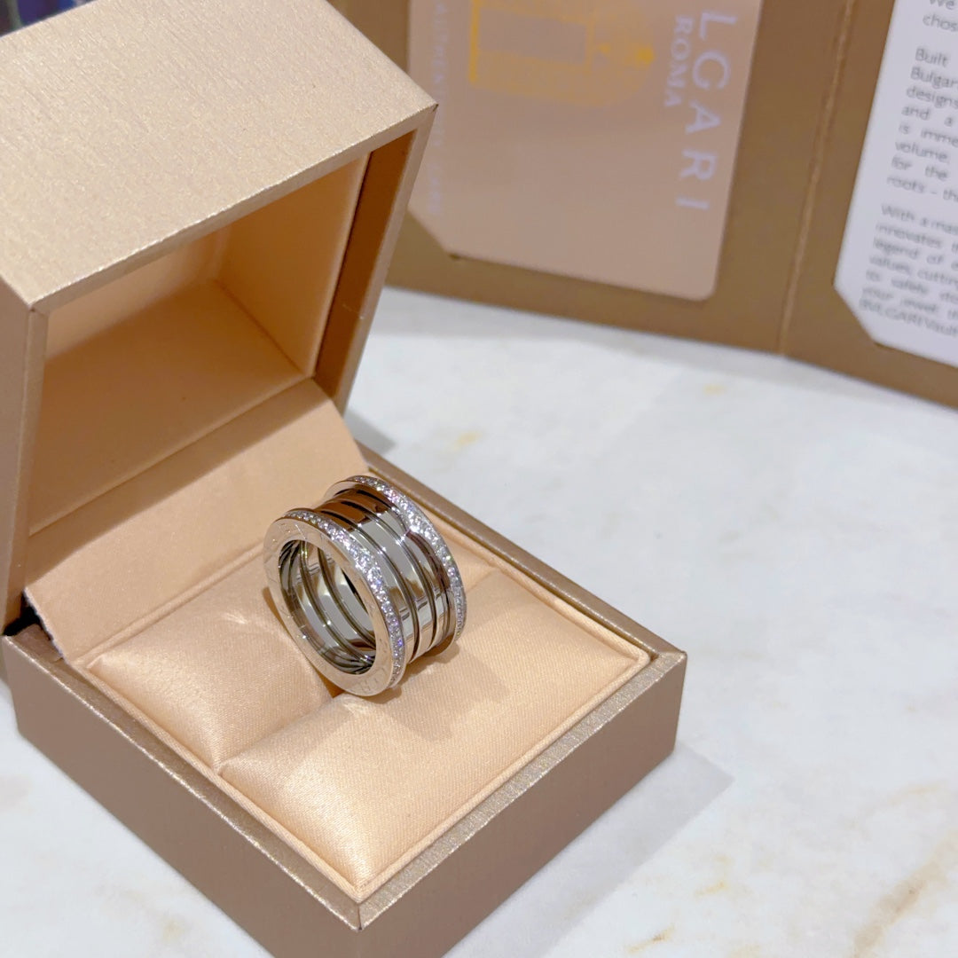 BVLGARI B.zero1 Enamel Ring detail 2