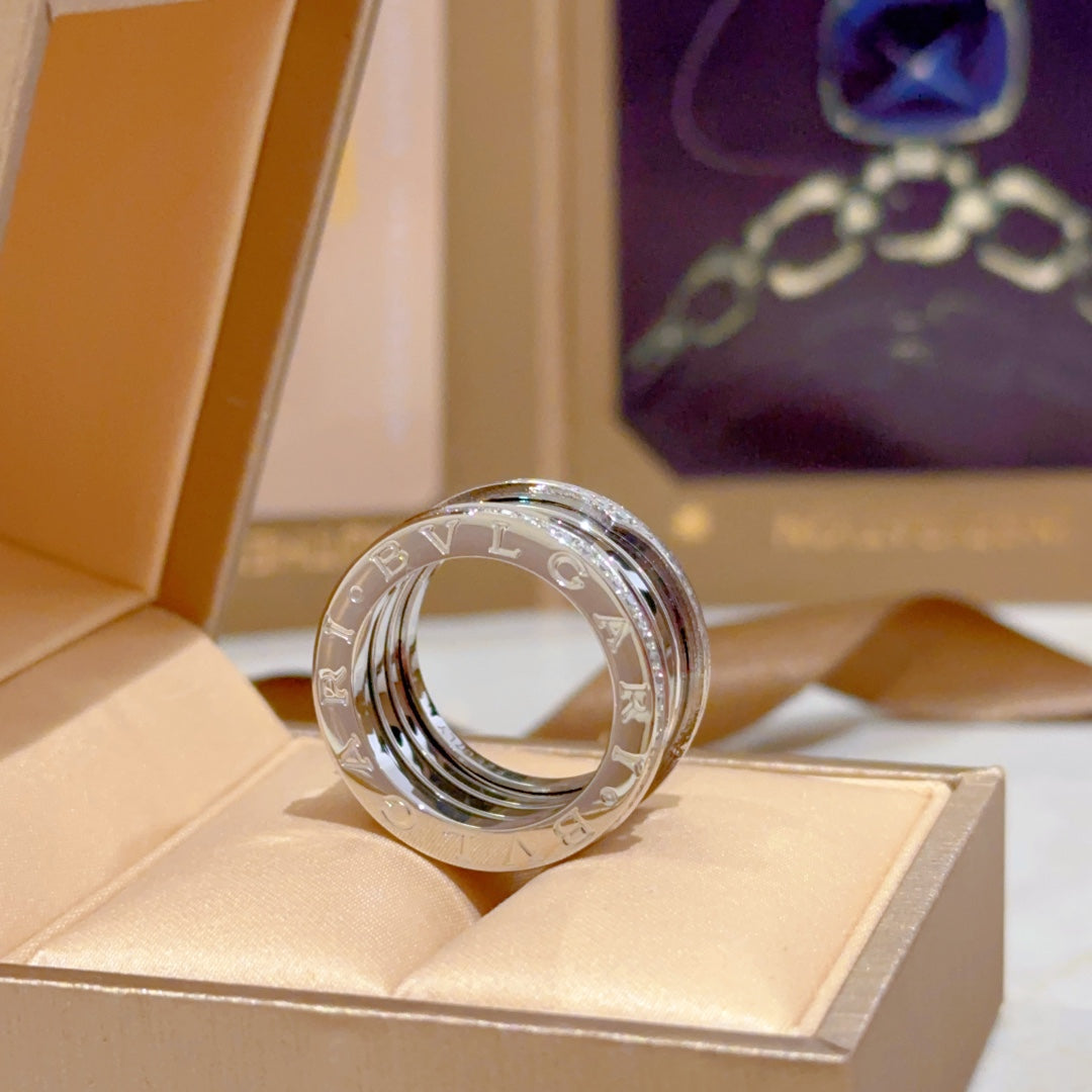 BVLGARI B.zero1 Enamel Ring detail 3