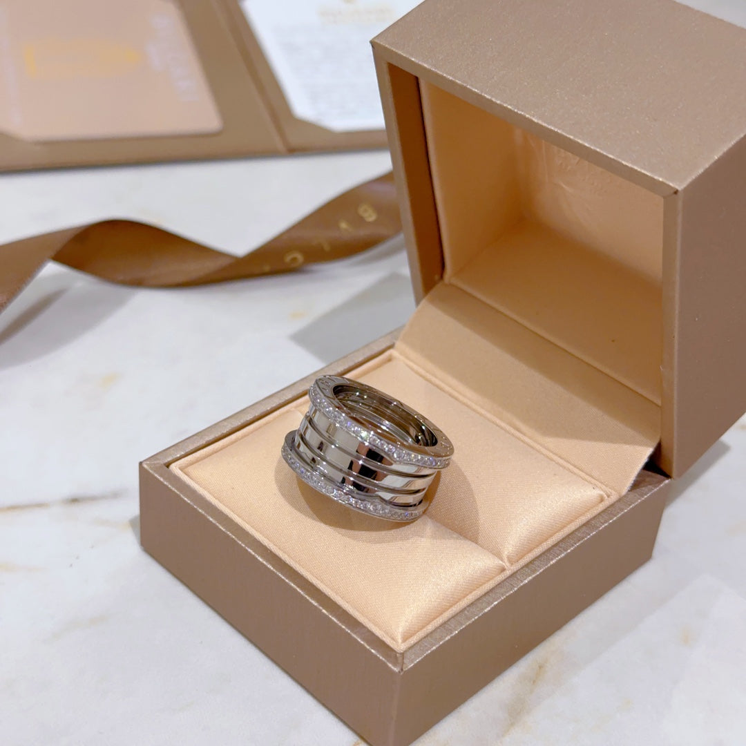 BVLGARI B.zero1 Enamel Ring detail 4