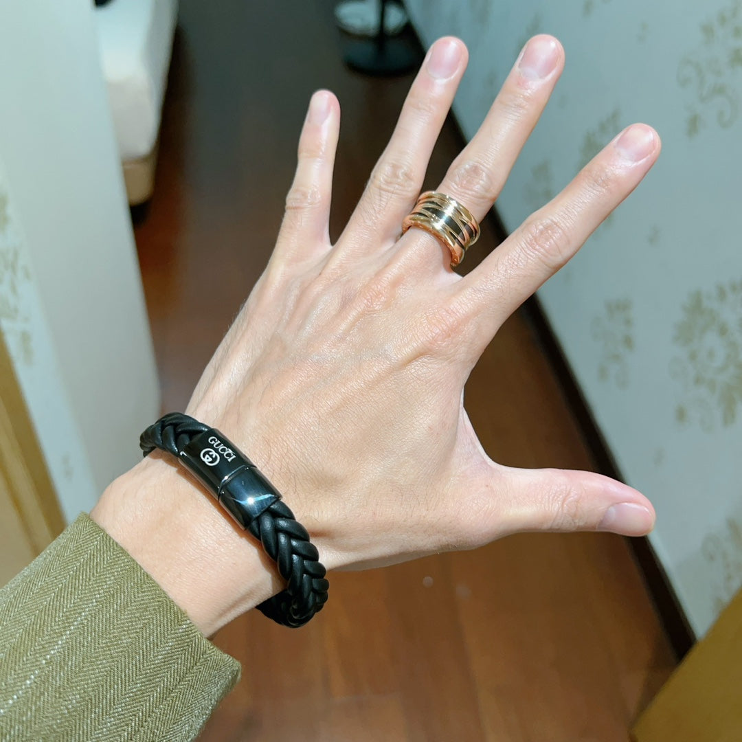 BVLGARI DREAM Ceramic Ring detail 6