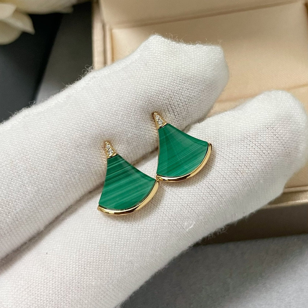 BVLGARI Fan-Shaped Malachite Stud Earrings detail 3