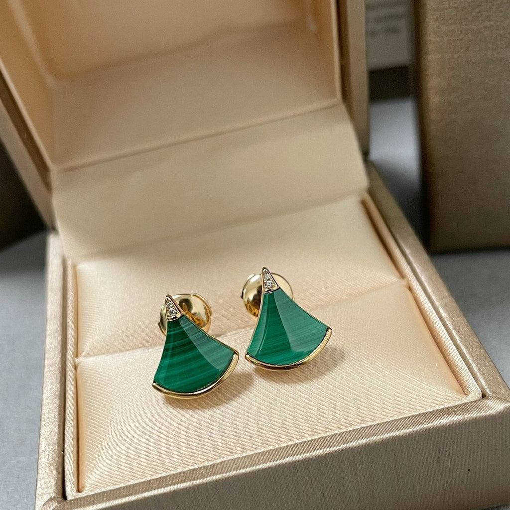 BVLGARI Fan-Shaped Malachite Stud Earrings detail 4