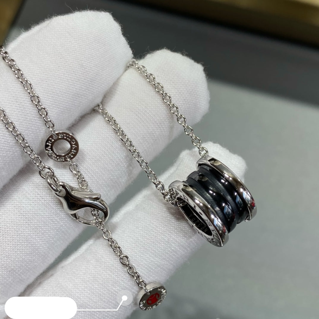 BVLGARI "Little Red Figure" Black Ceramic Necklace detail 1