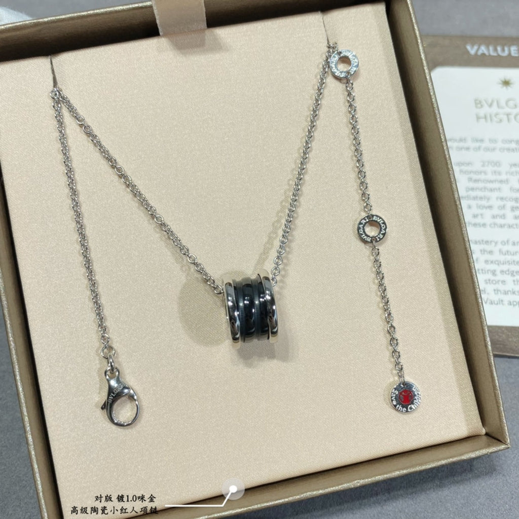 BVLGARI "Little Red Figure" Black Ceramic Necklace detail 6