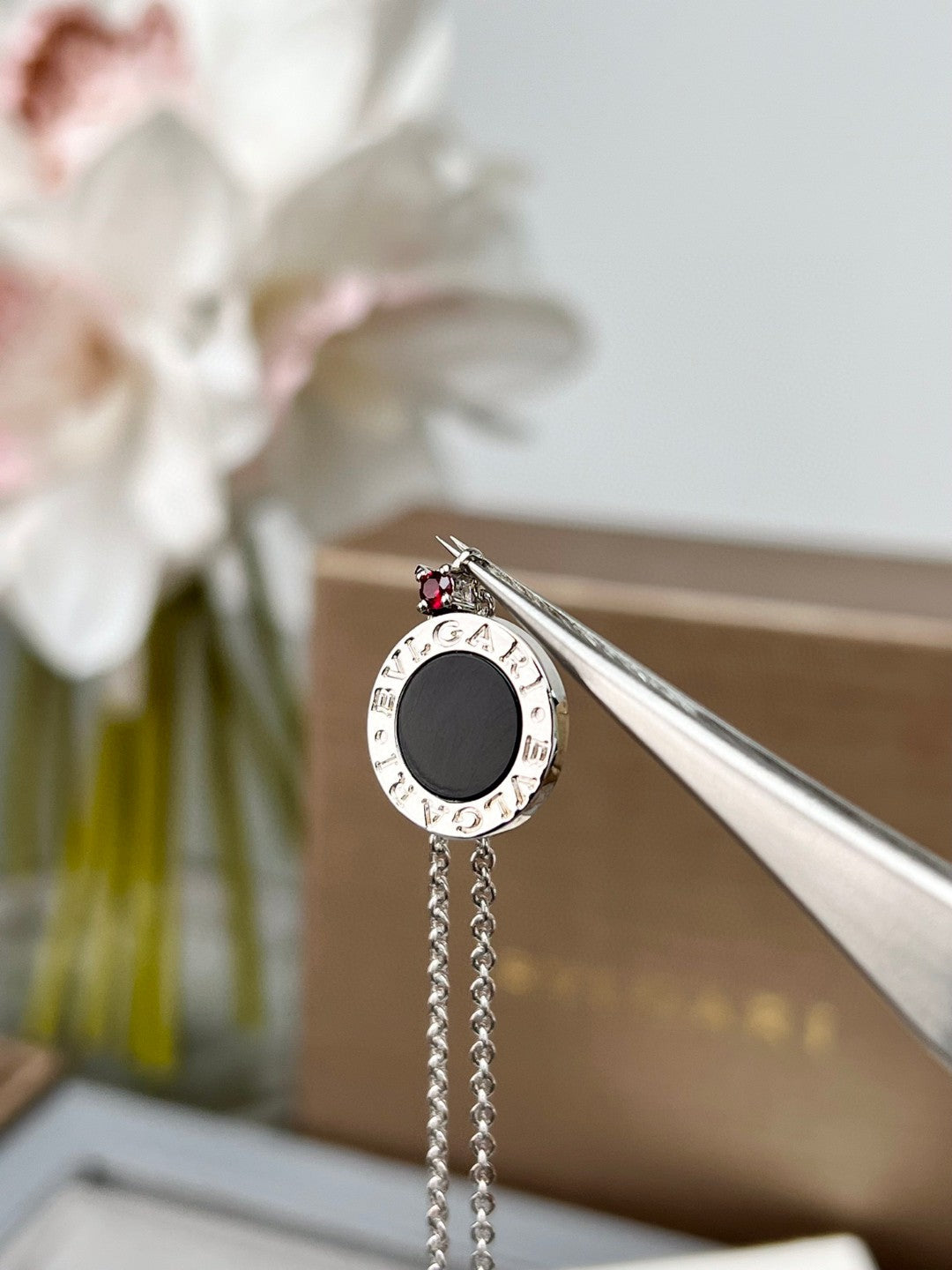 BVLGARI Ruby and Agate Necklace - Charity Edition detail 5