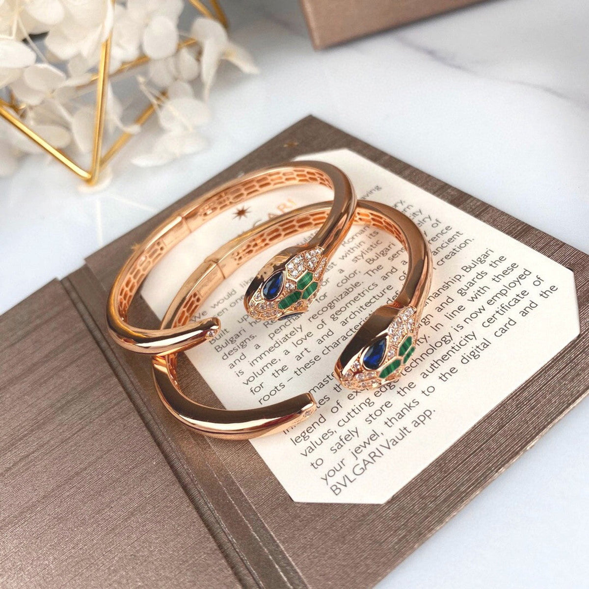 BVLGARI Serpenti Malachite Snake-Head Bracelet detail 5
