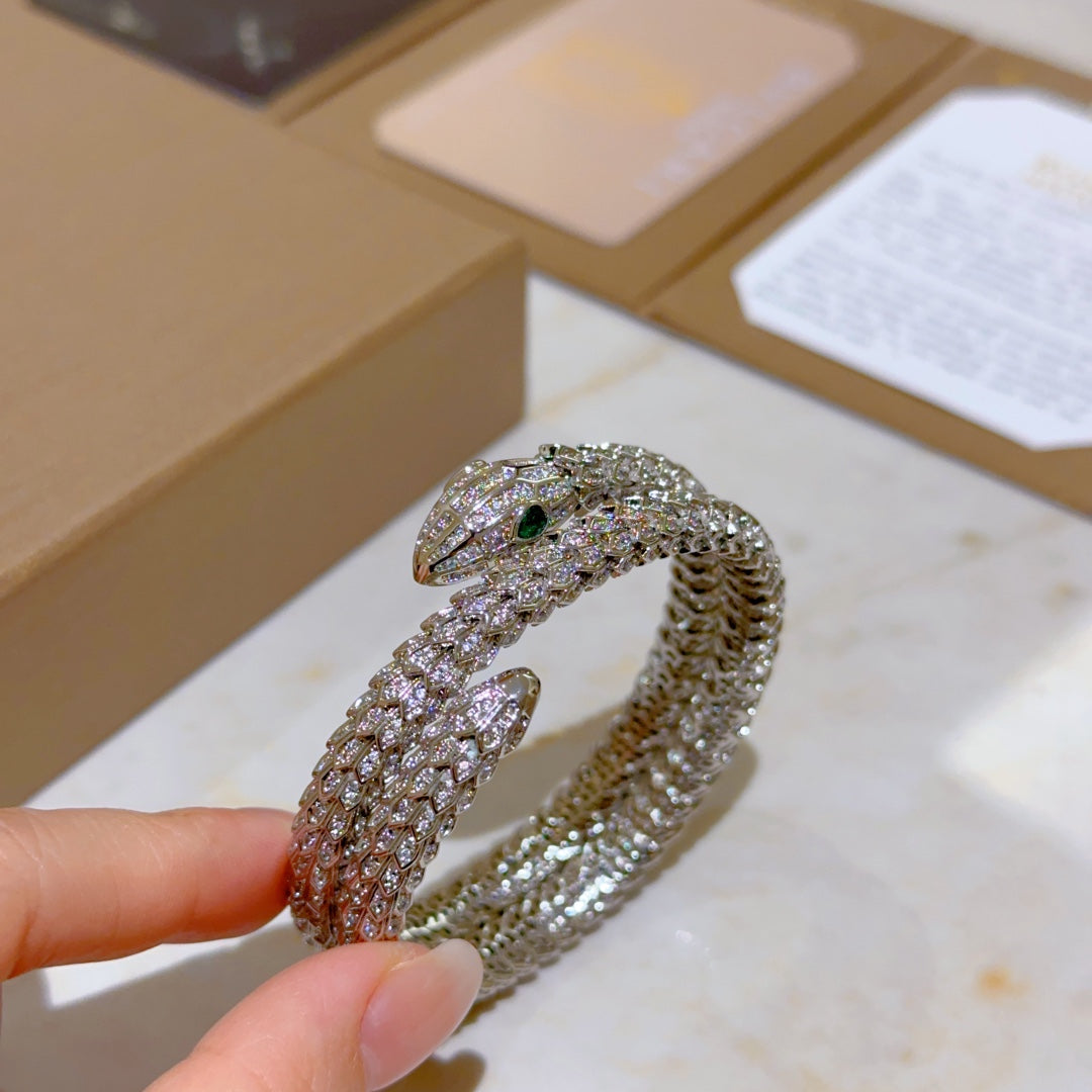 BVLGARI Viper Snake-Bone Bracelet detail 4