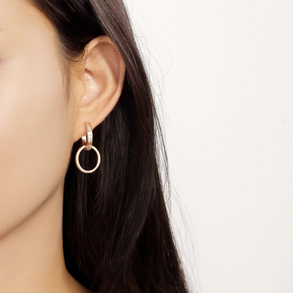 Cartier Gold-Tone Diamond-Set Double-Ring Earrings detail 5