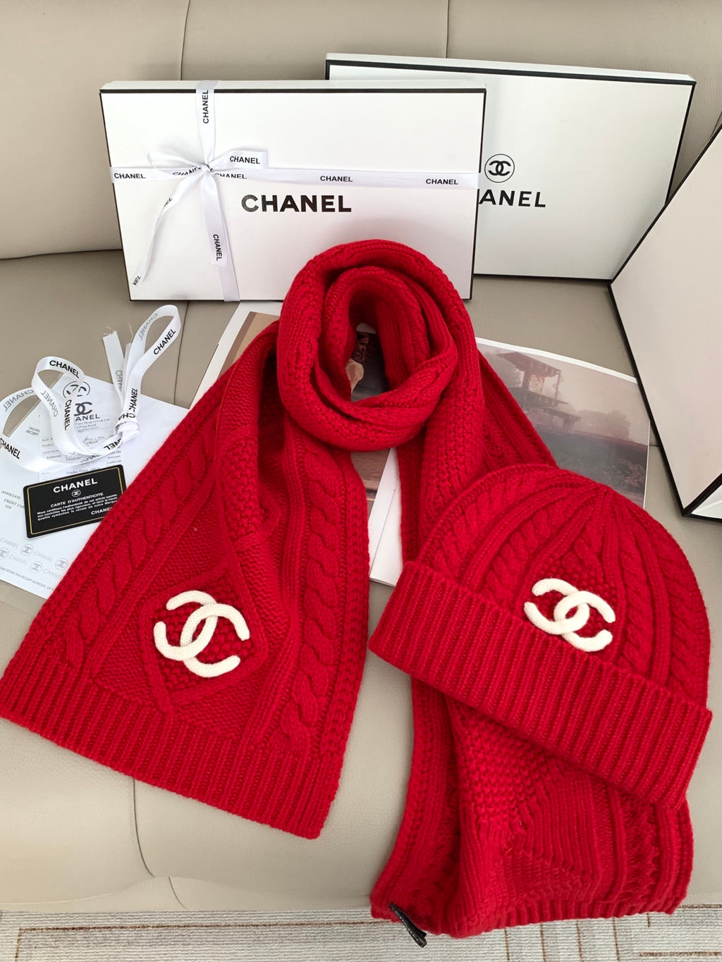Chanel Style Rib-Knit Scarf and Beanie Set product detail 6