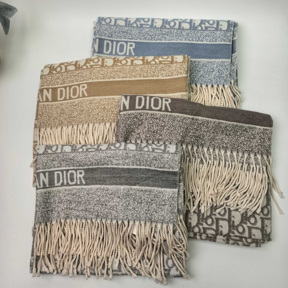 Dior Style Oblique Logo Fringe Scarf product detail 10