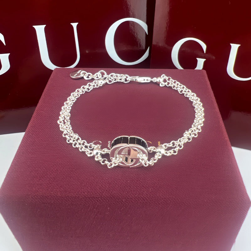 Gucci Black Princess-Cut Crystal Bracelet detail view 3