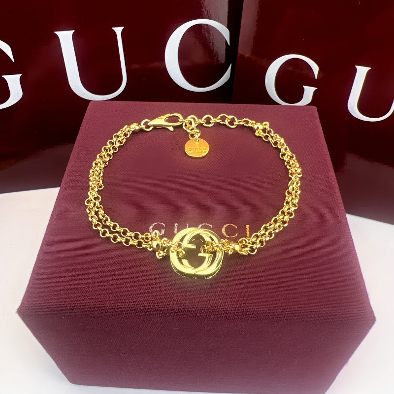 Gucci Black Princess-Cut Crystal Bracelet detail view 4
