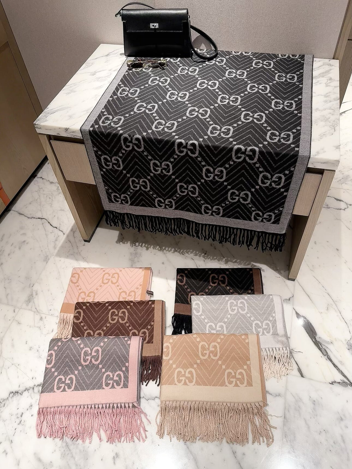 Gucci Style GG Herringbone Fringe Scarf product detail 2