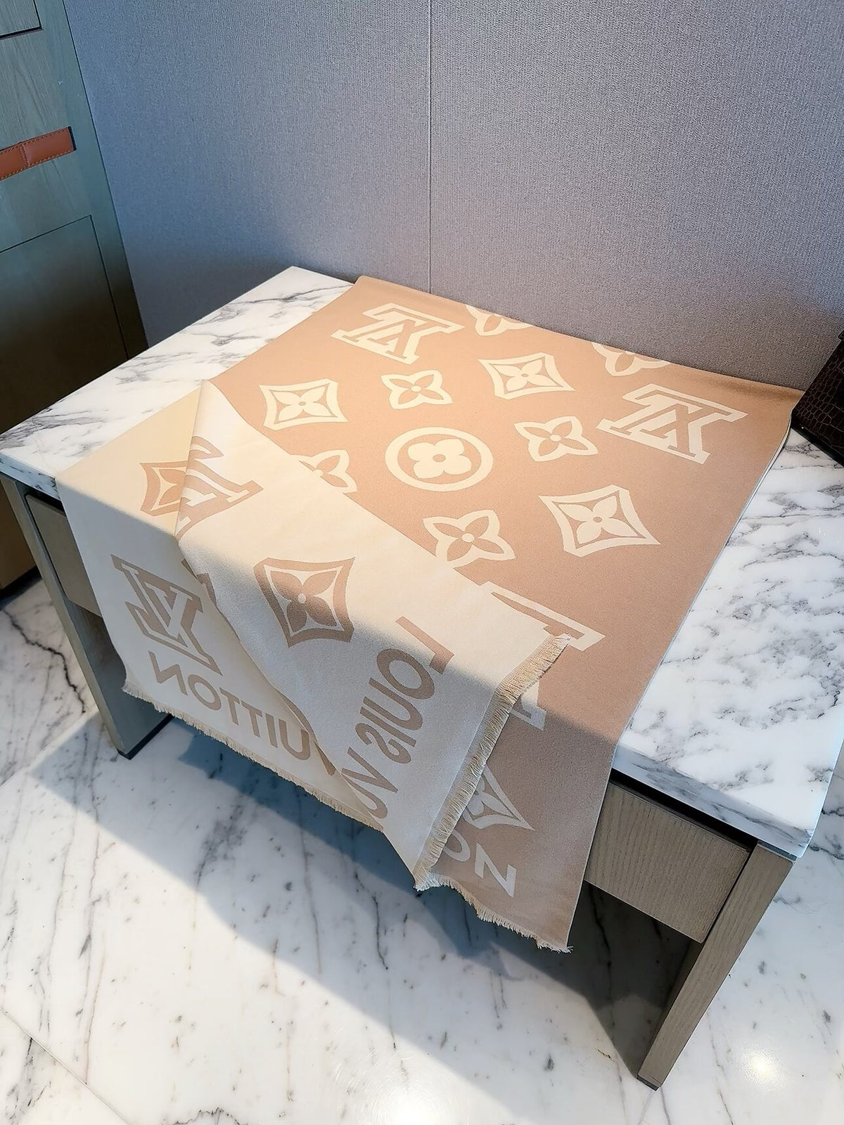 Louis Vuitton Style Oversized Monogram Scarf product detail 5