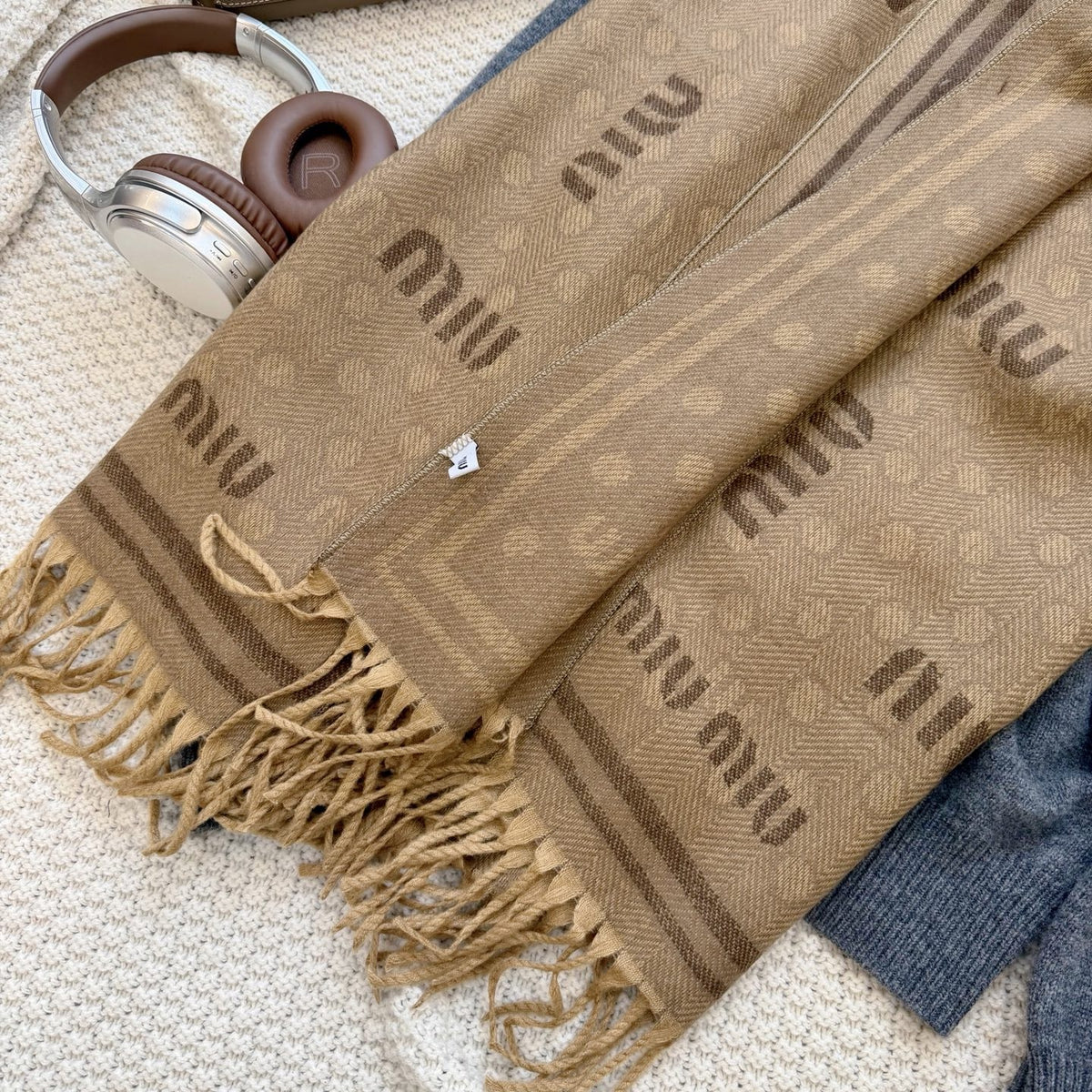 Miu Miu Style All-Over Logo Fringe Scarf product detail 7