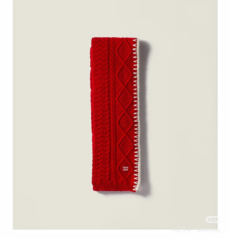 Miu Miu Style Cable-Knit Contrast Stitch Scarf product detail 4