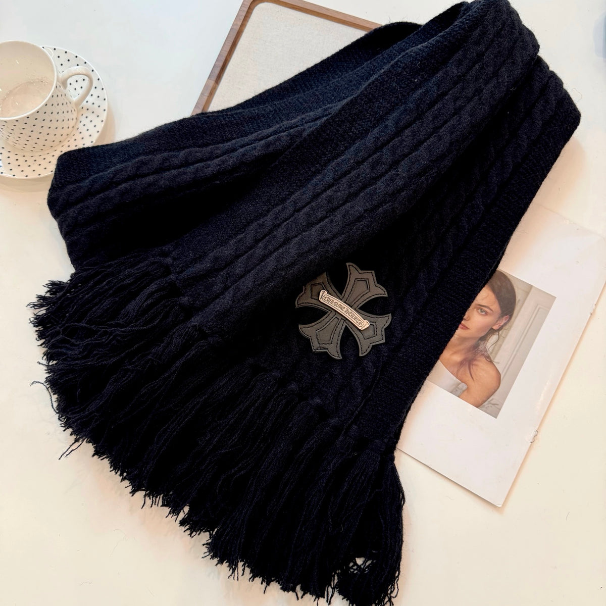 New York Yankees Style Cable-Knit Fringe Scarf product detail 4