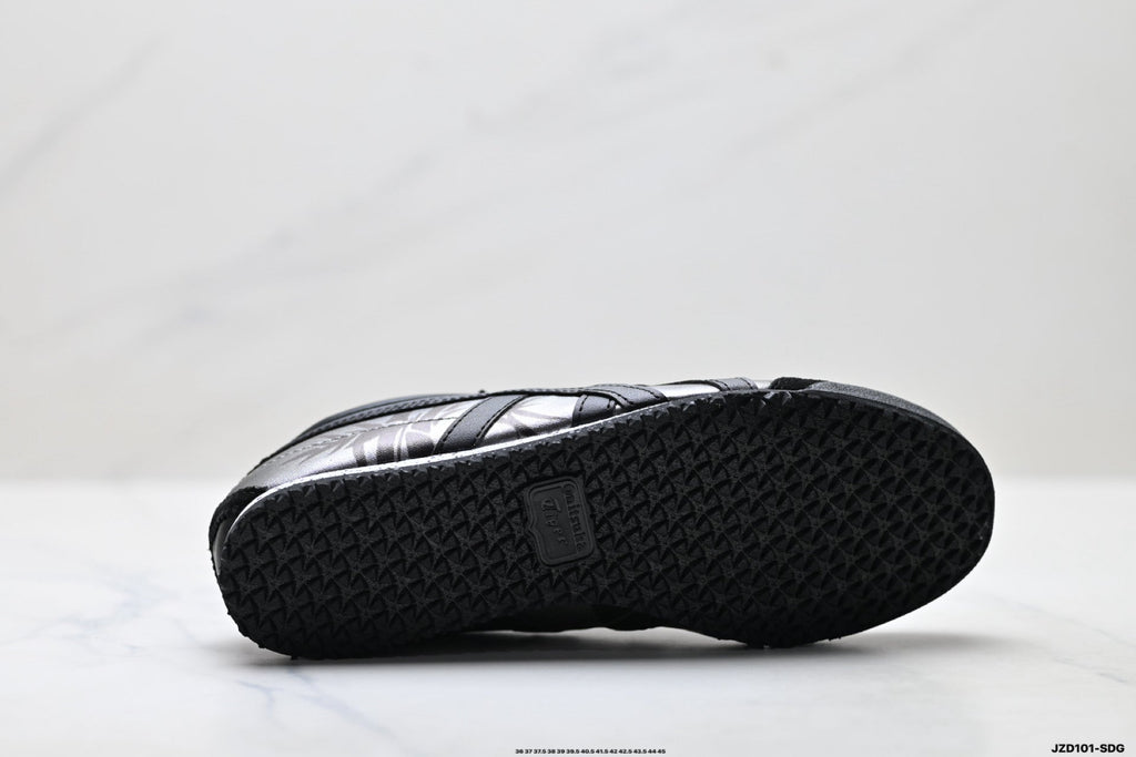 Onitsuka Tiger Retro Low Top Black Tonal Unisex Shoes Style 03 detail view 9