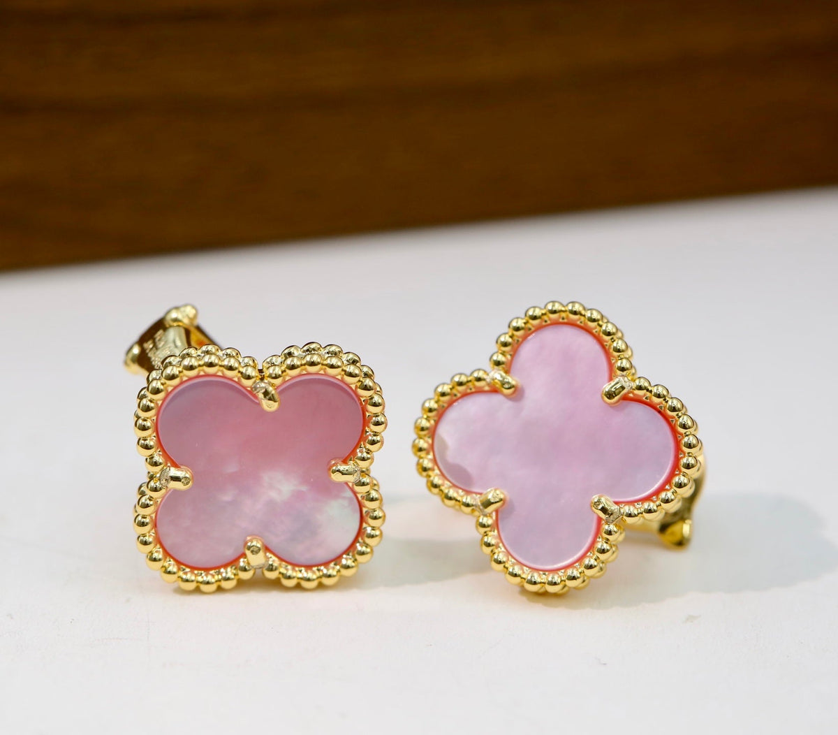 Van Cleef & Arpels-Style Clover Stud Earrings detail 4