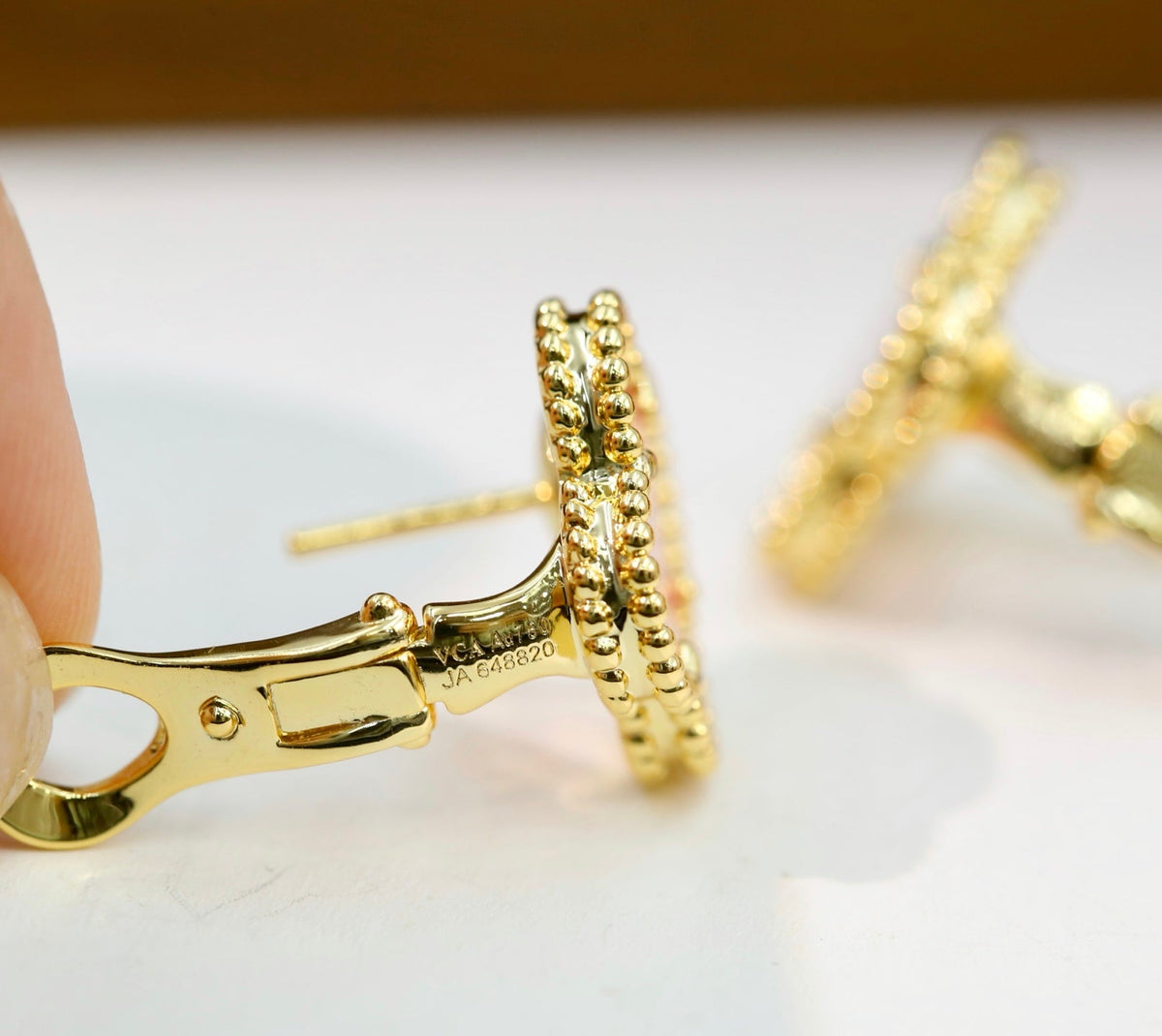 Van Cleef & Arpels-Style Clover Stud Earrings detail 6